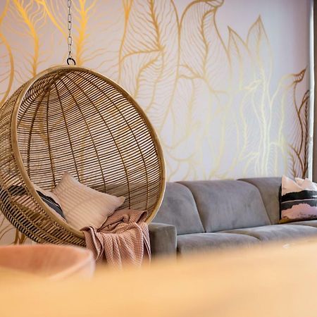 Luxury Apartment With Hot Tub Омиш Экстерьер фото
